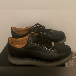 vinci leather shoes men SZ 10. Brand New Never Worn. OG Box